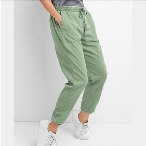 Gap Twill Olive Green joggers pants